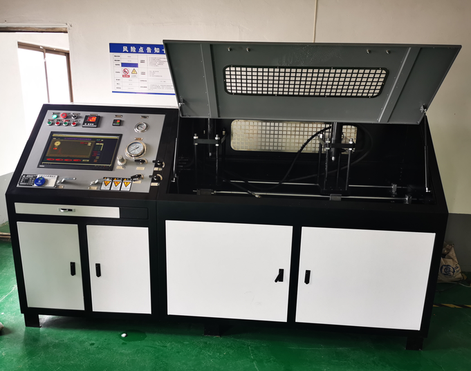 金属材料疲劳裂纹扩展速率试验方法