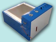 Hydrostatic testing bench for intercoolers and radiators