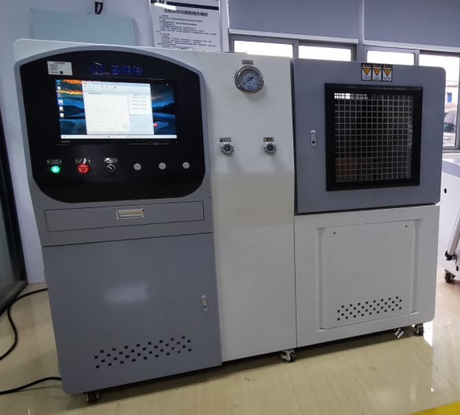 Hydrostatic Test Bench for Small and Medium-Sized Cylindrical Metal Components