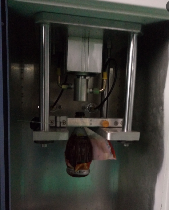 塑料瓶气密性试验机